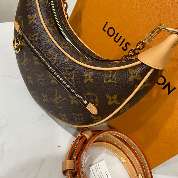 Louis Vuitton Loop Bag - Picture 2 of 7